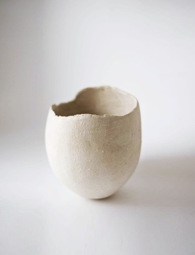 MNEME. Modern sculptural...