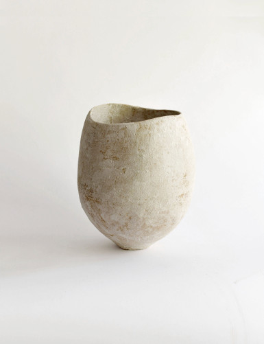 EGERIA. Ceramic vessel